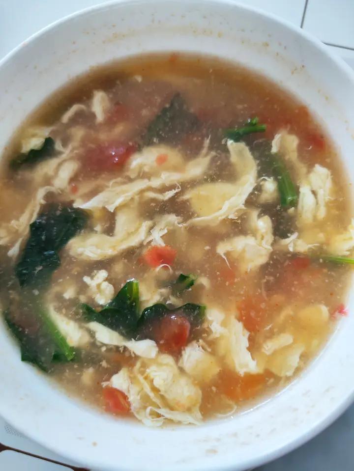 番茄菠菜鸡蛋汤