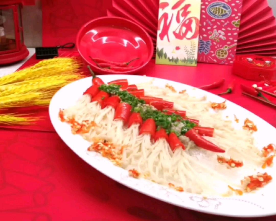 喜庆鞭炮&红椒金针菇