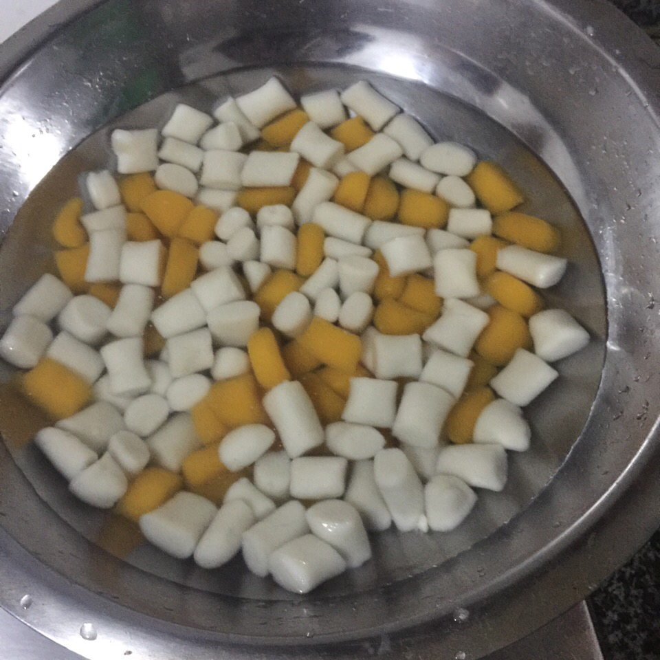 手工芋圆（完全不输鲜芋仙）