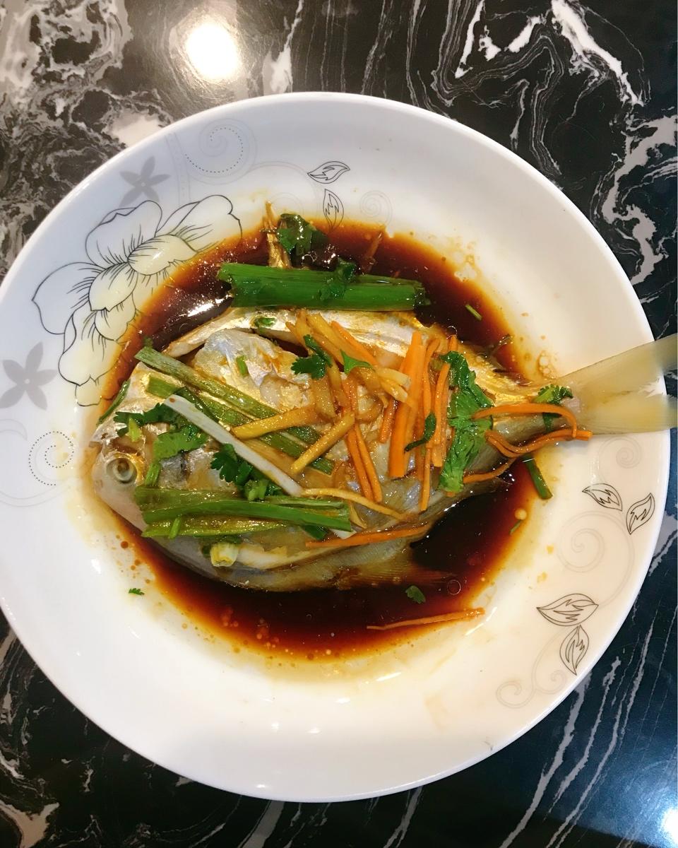 【清蒸武昌鱼】