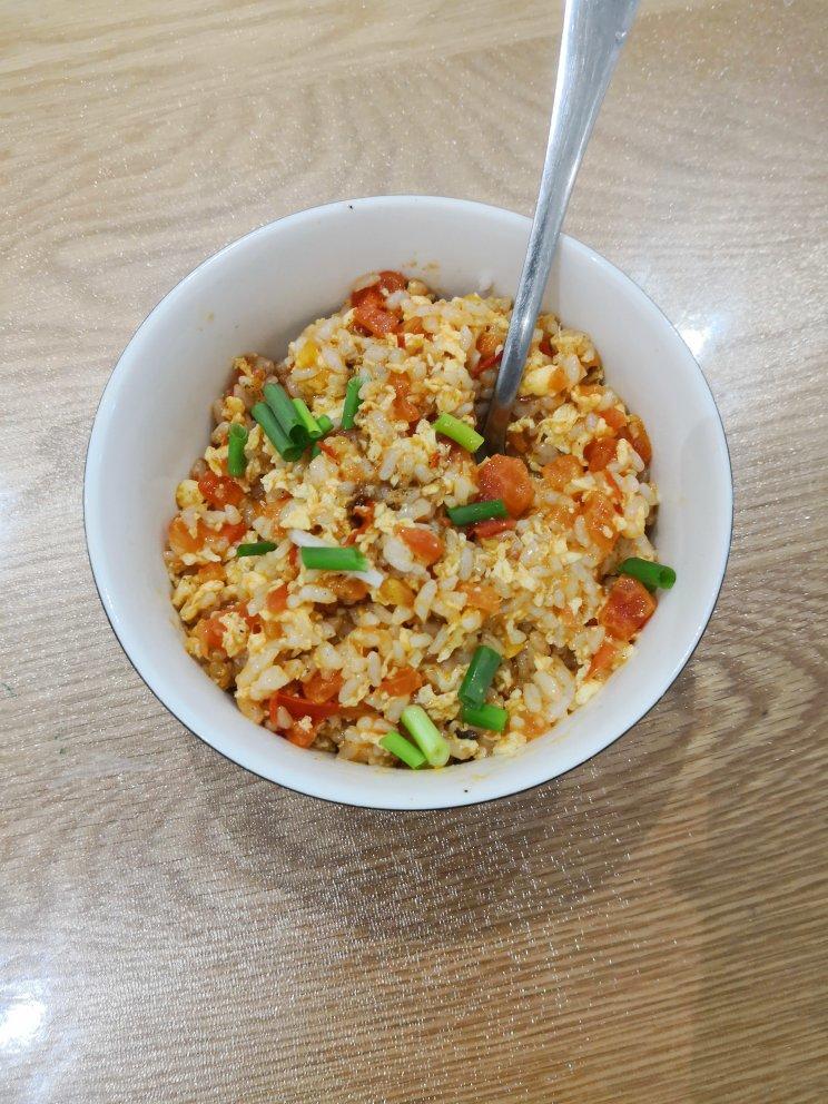 超好吃的西红柿鸡蛋炒饭
