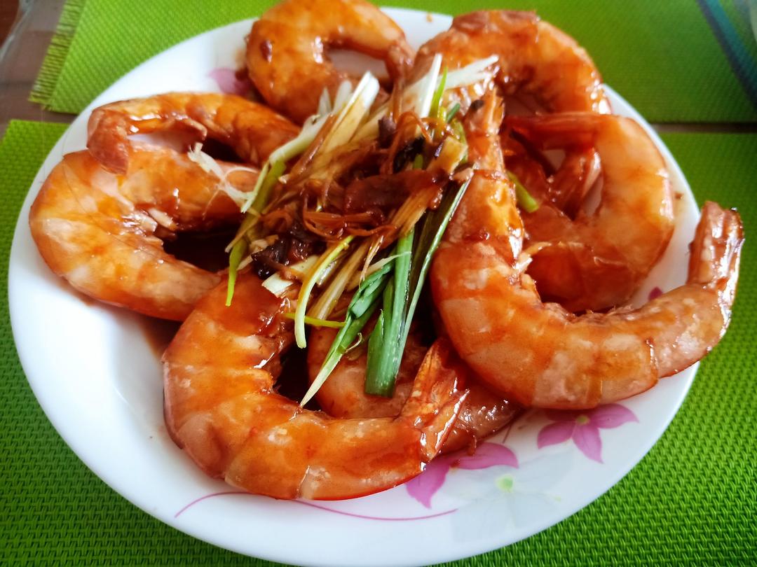 油焖大虾（黑虎虾）