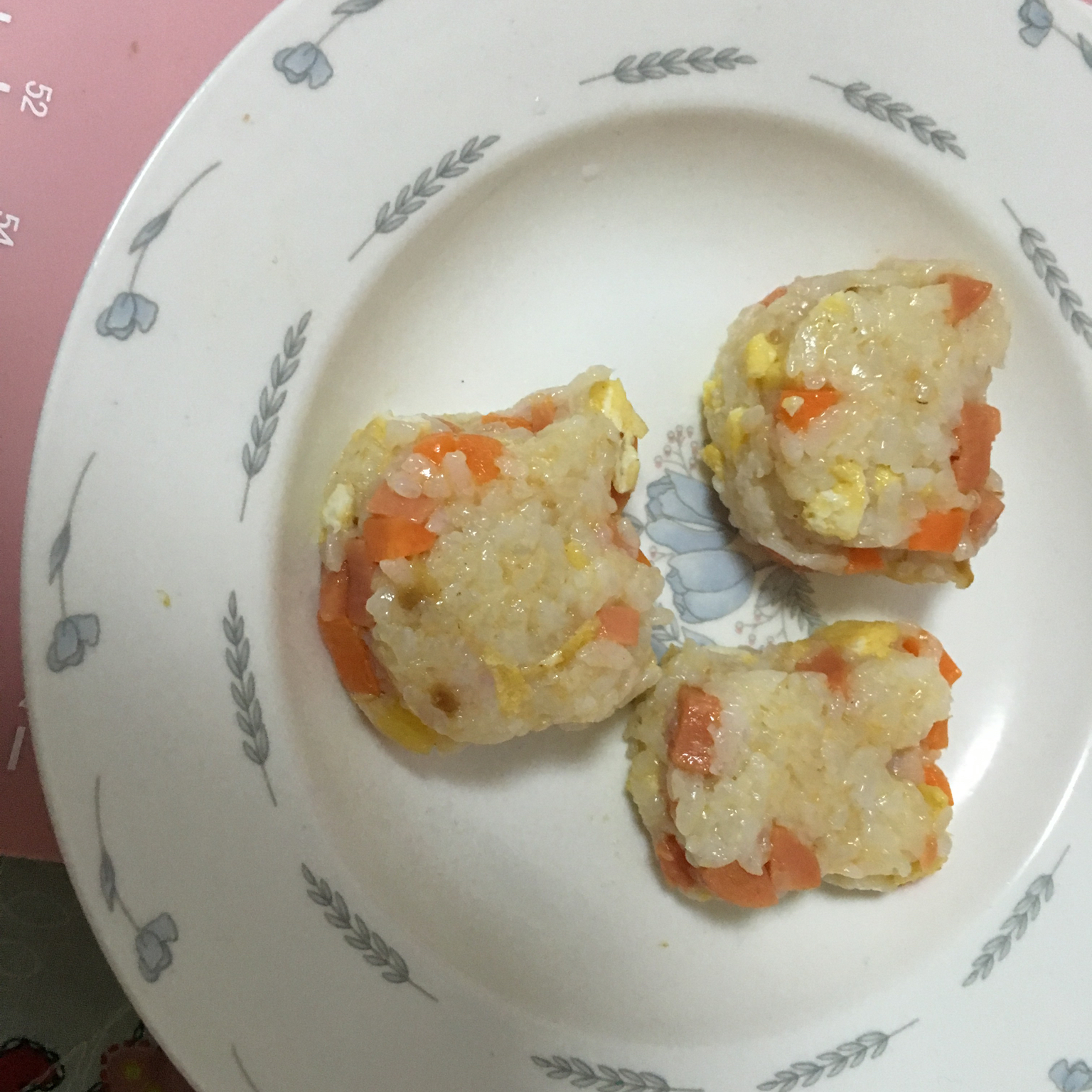 卡通小猪饭团