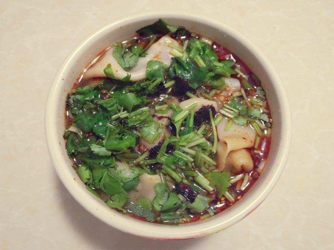 酸汤水饺