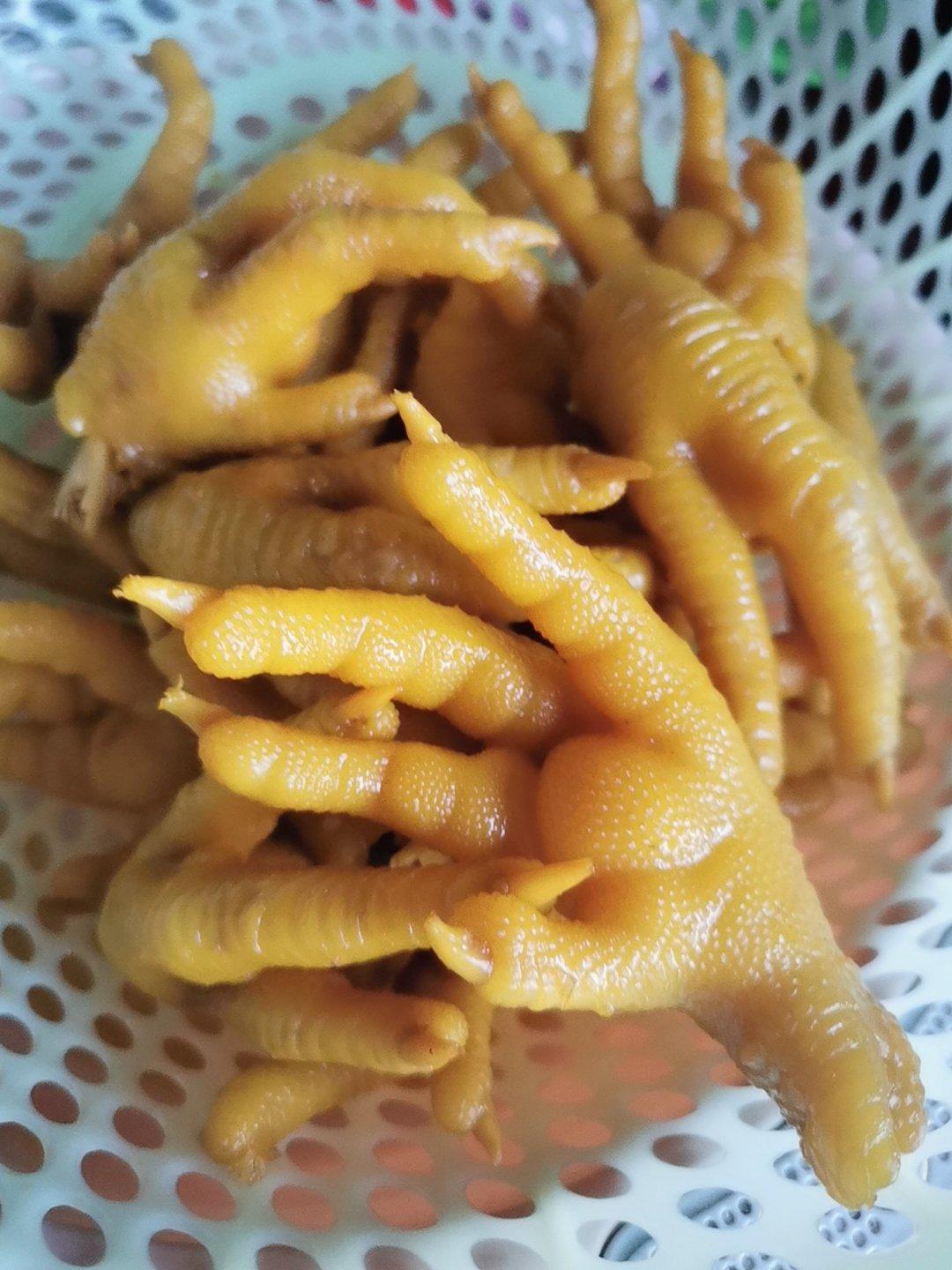 风味盐焗鸡爪