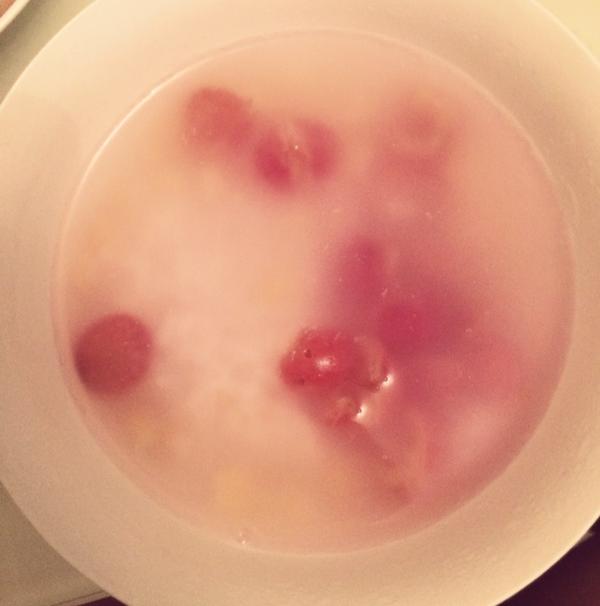 樱桃玉米甜粥