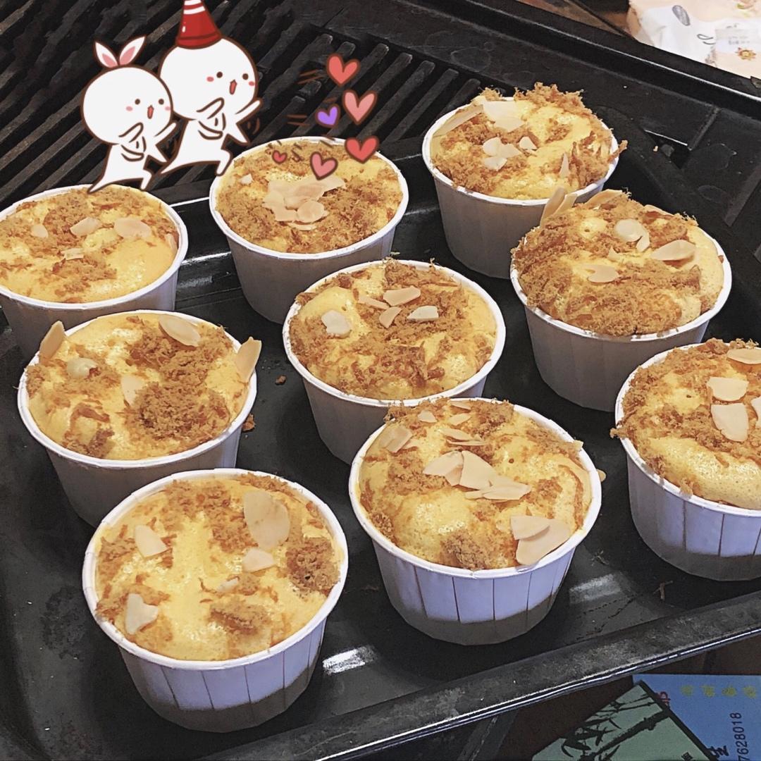 不塌，不裂，很润，很嫩的纸杯蛋糕