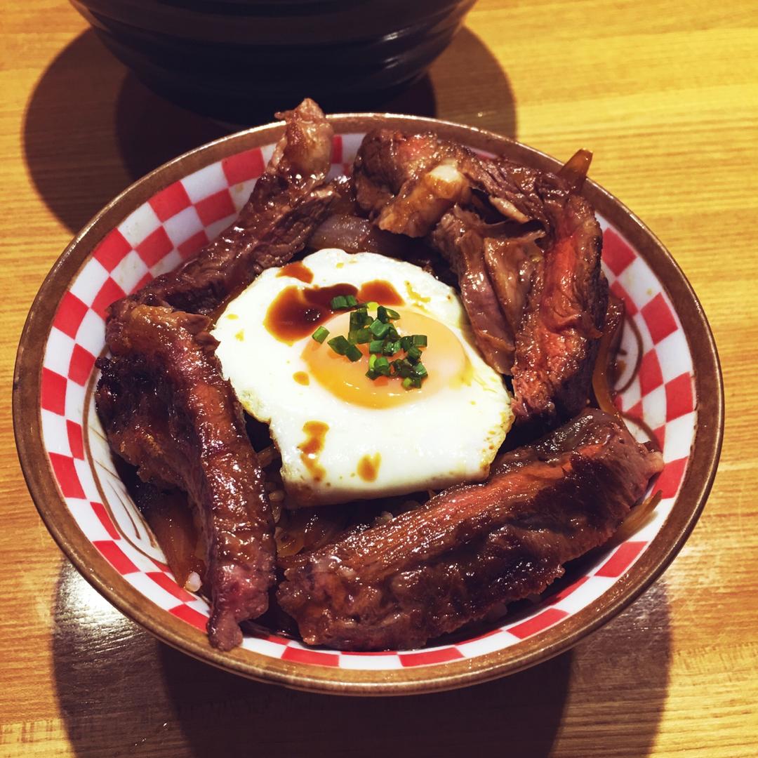 牛排丼