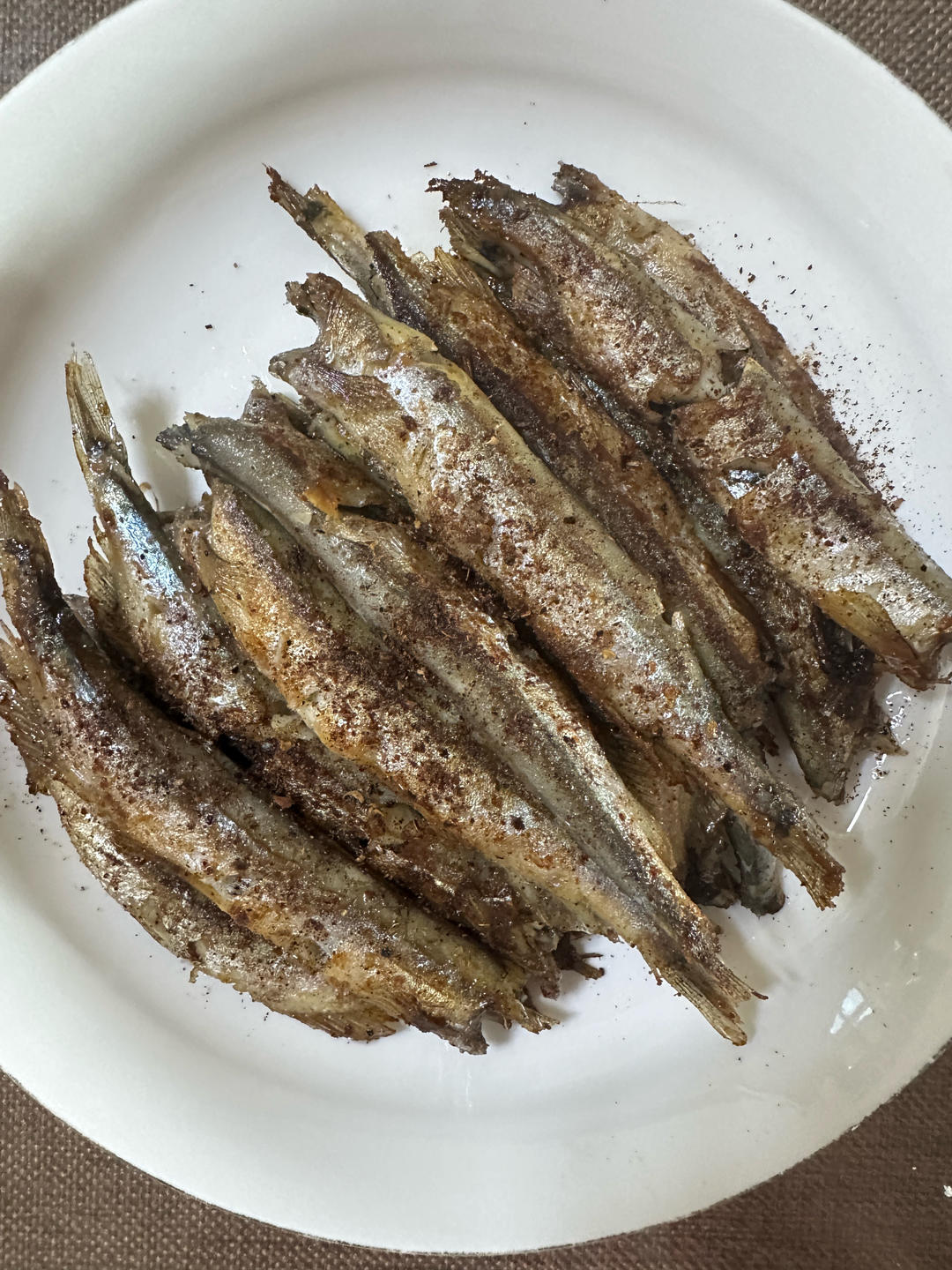 香煎椒盐多春鱼