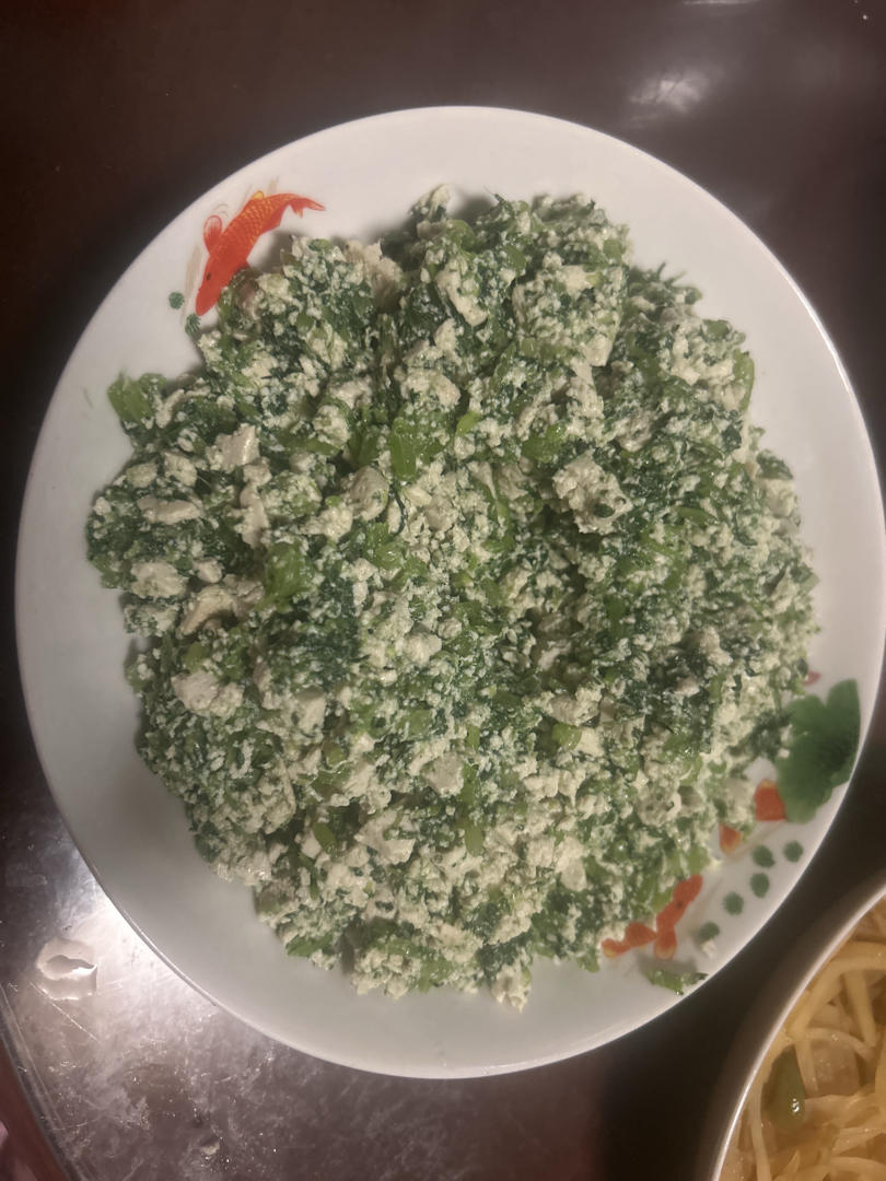 白吃不腻的家常菜-茼蒿拌豆腐