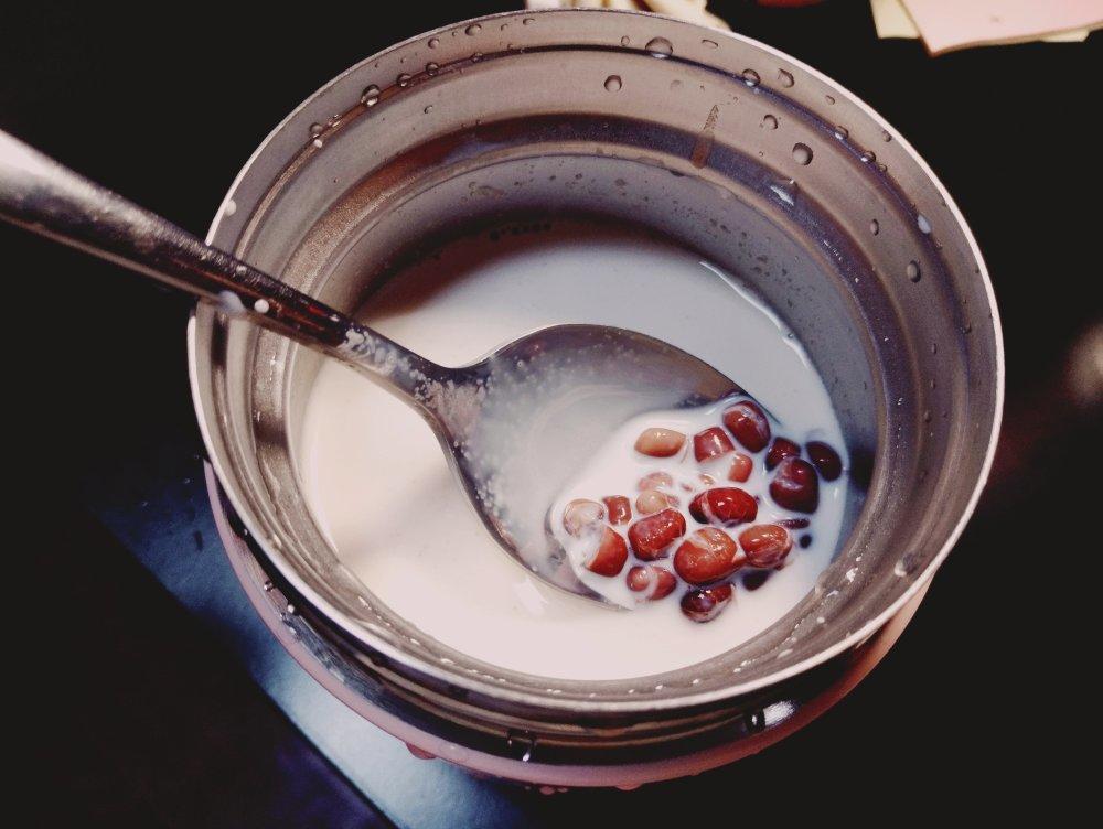 红豆牛奶