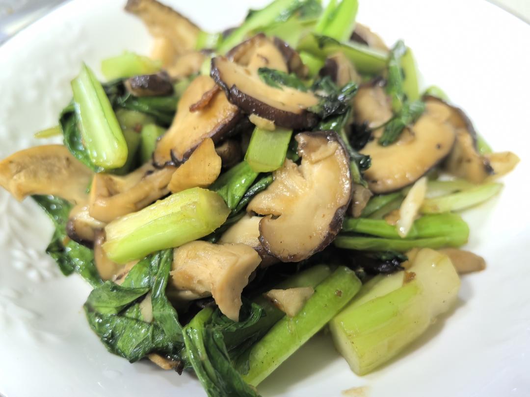 凉拌菠菜+牛奶