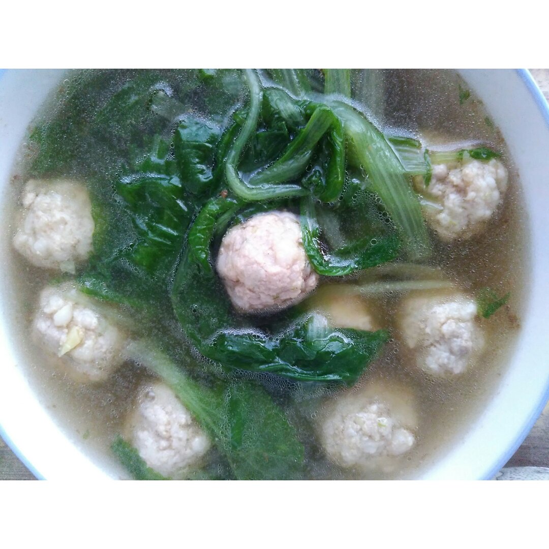 小白菜肉丸汤
