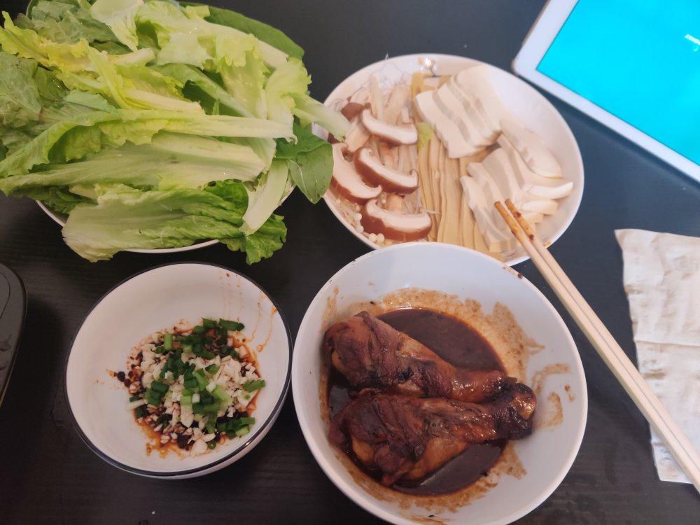 🔥好吃到飙泪的秘汁多汁蒜香鸡腿，鲜嫩到流口水。