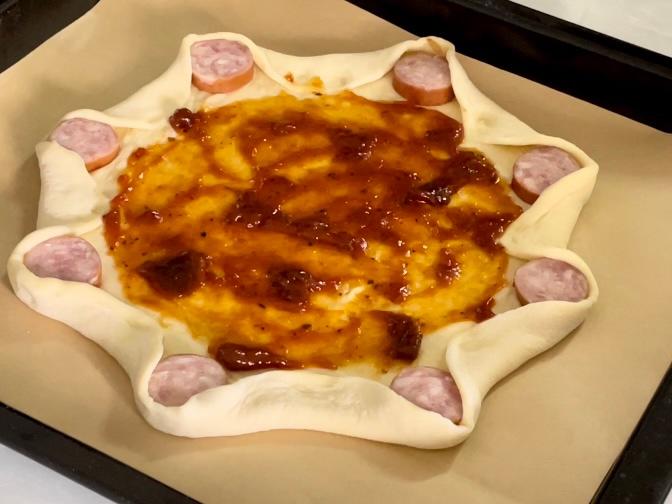 香肠披萨的做法 步骤3