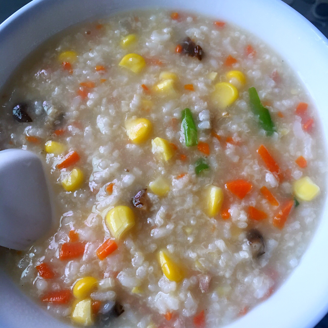 玉米胡萝卜香菇粥