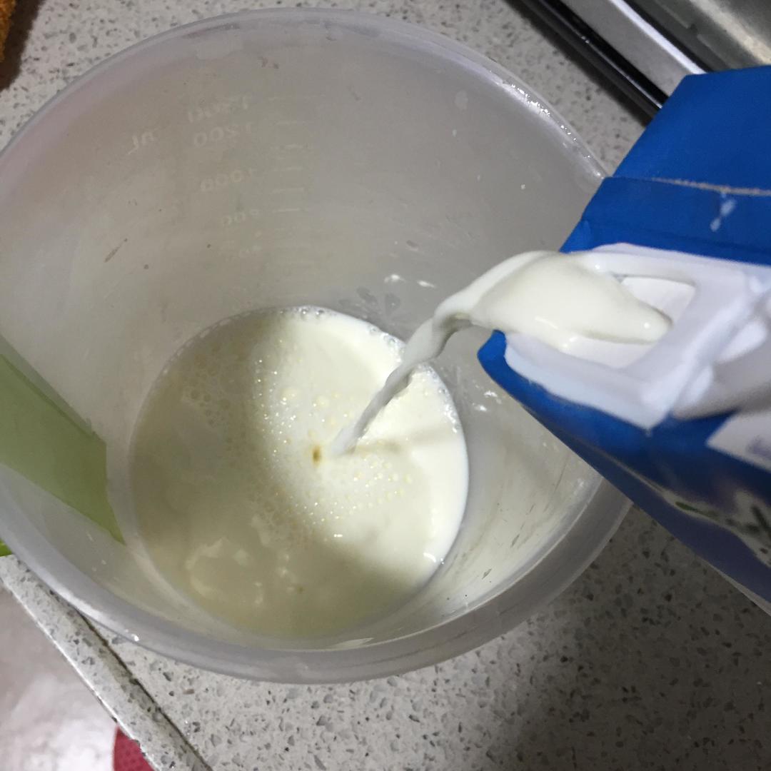 纯奶手撕吐司的做法 步骤1