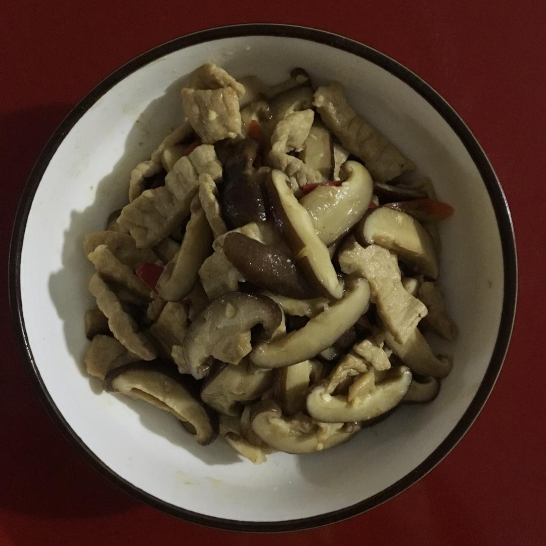 香菇炒肉
