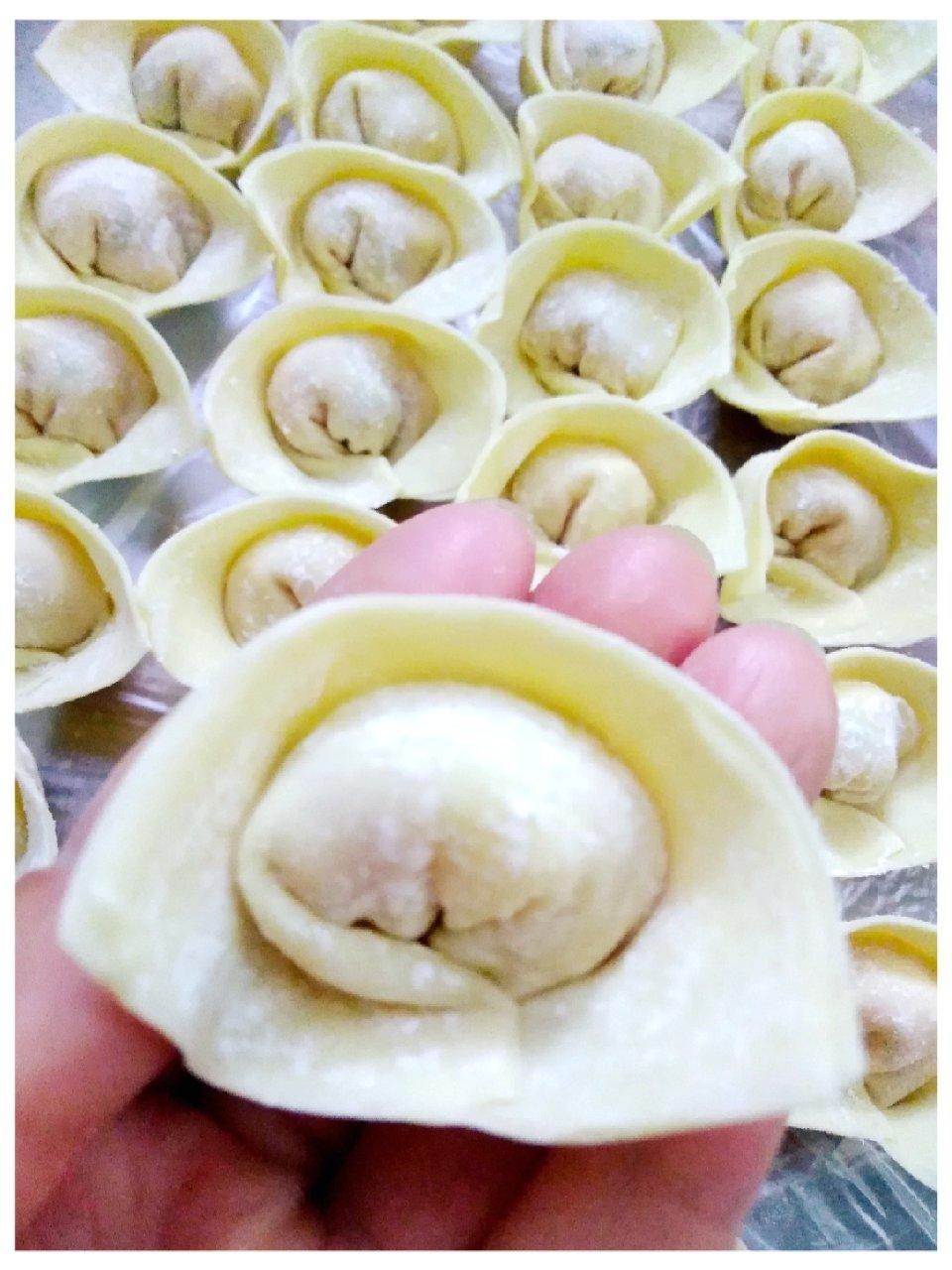 元宝馄饨的包法