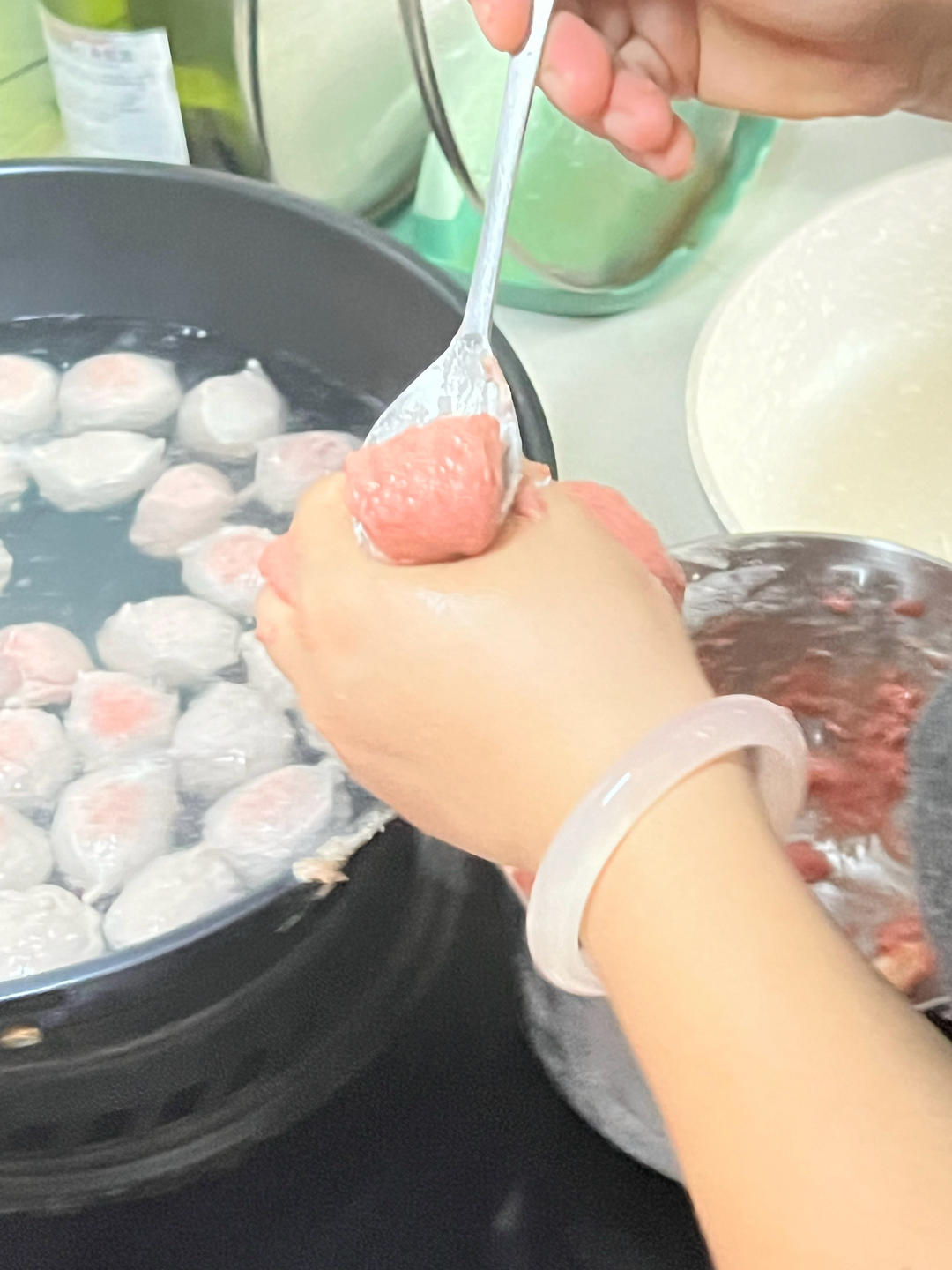 自制Q弹牛肉丸（搅拌机版）（不用手打也能上筋）