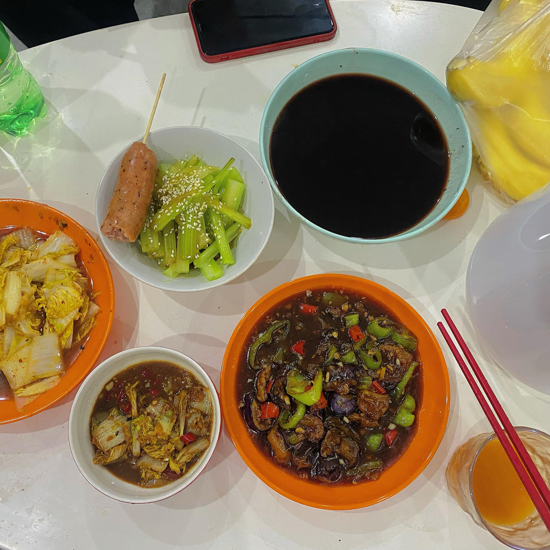 生病时唯一想吃的菜-凉拌芹菜