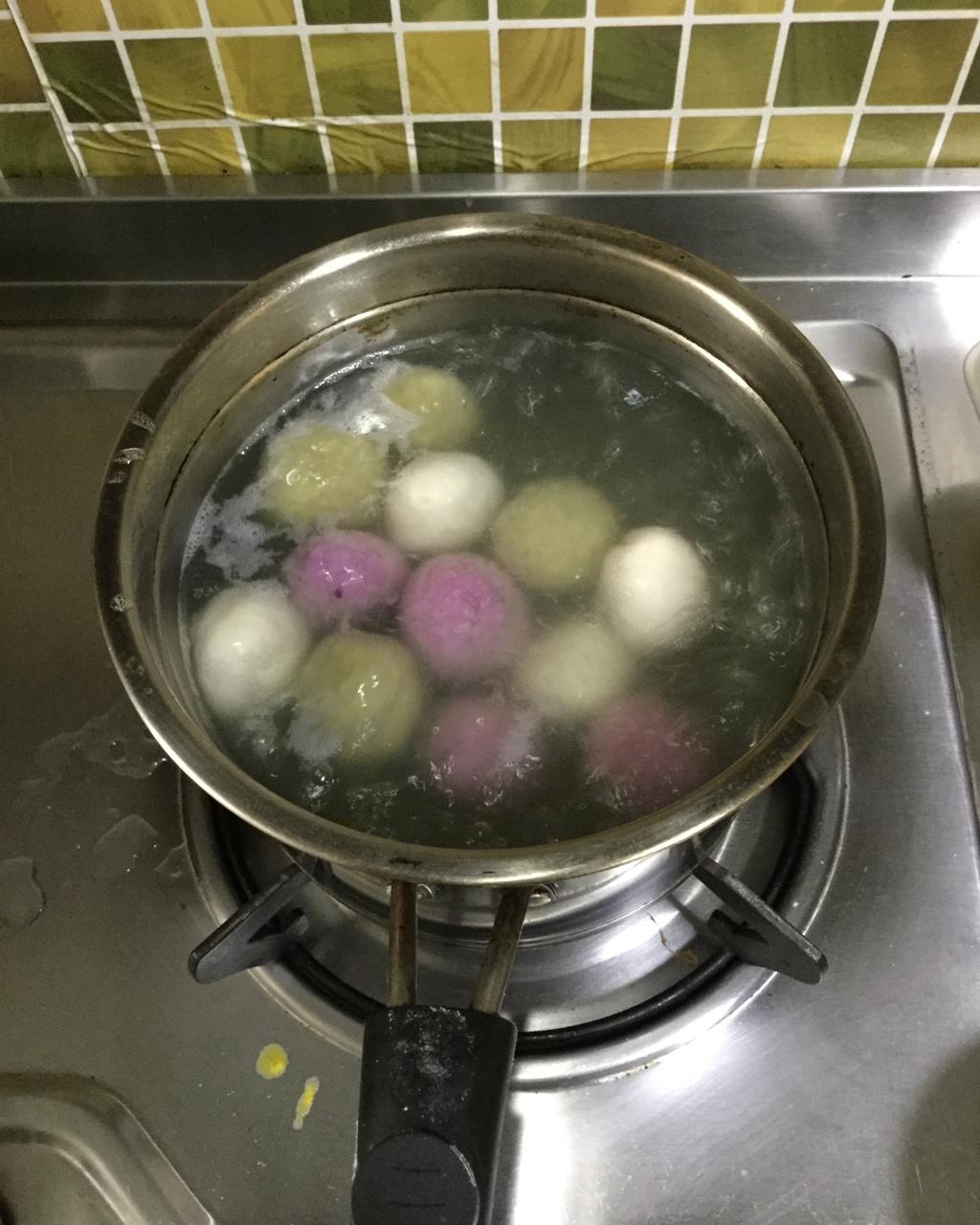 流心汤圆（花生馅&黑芝麻馅）