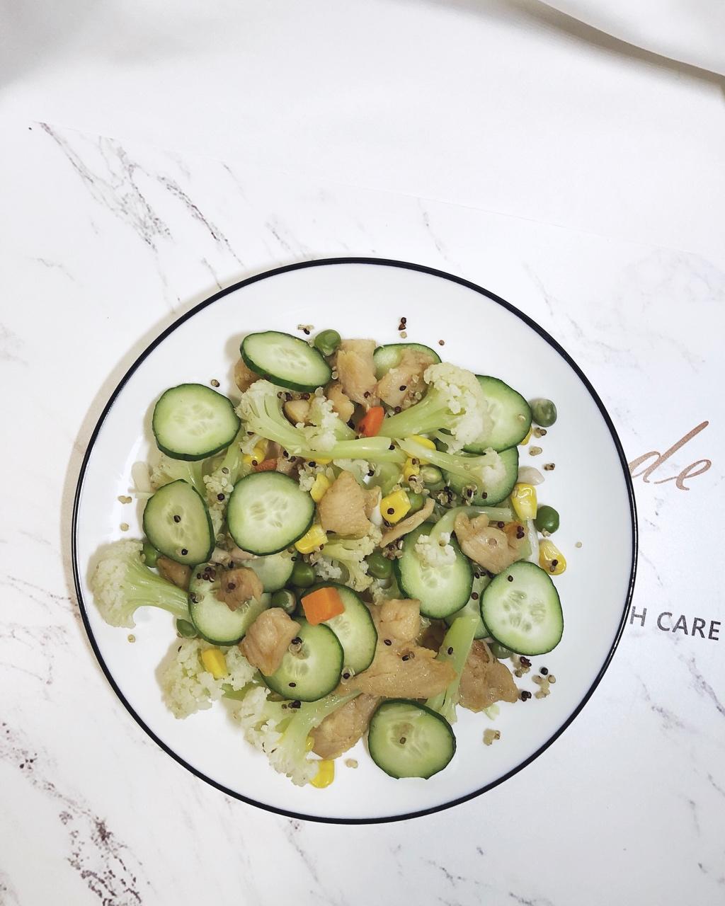 鹰嘴豆羽衣甘蓝鸡胸沙拉【食材包操作说明】