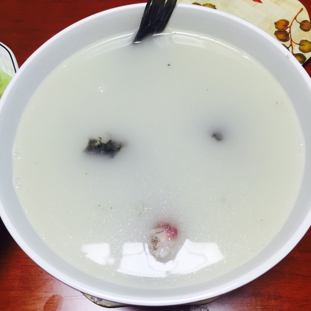 hostage-csy做的奶白鲫鱼汤