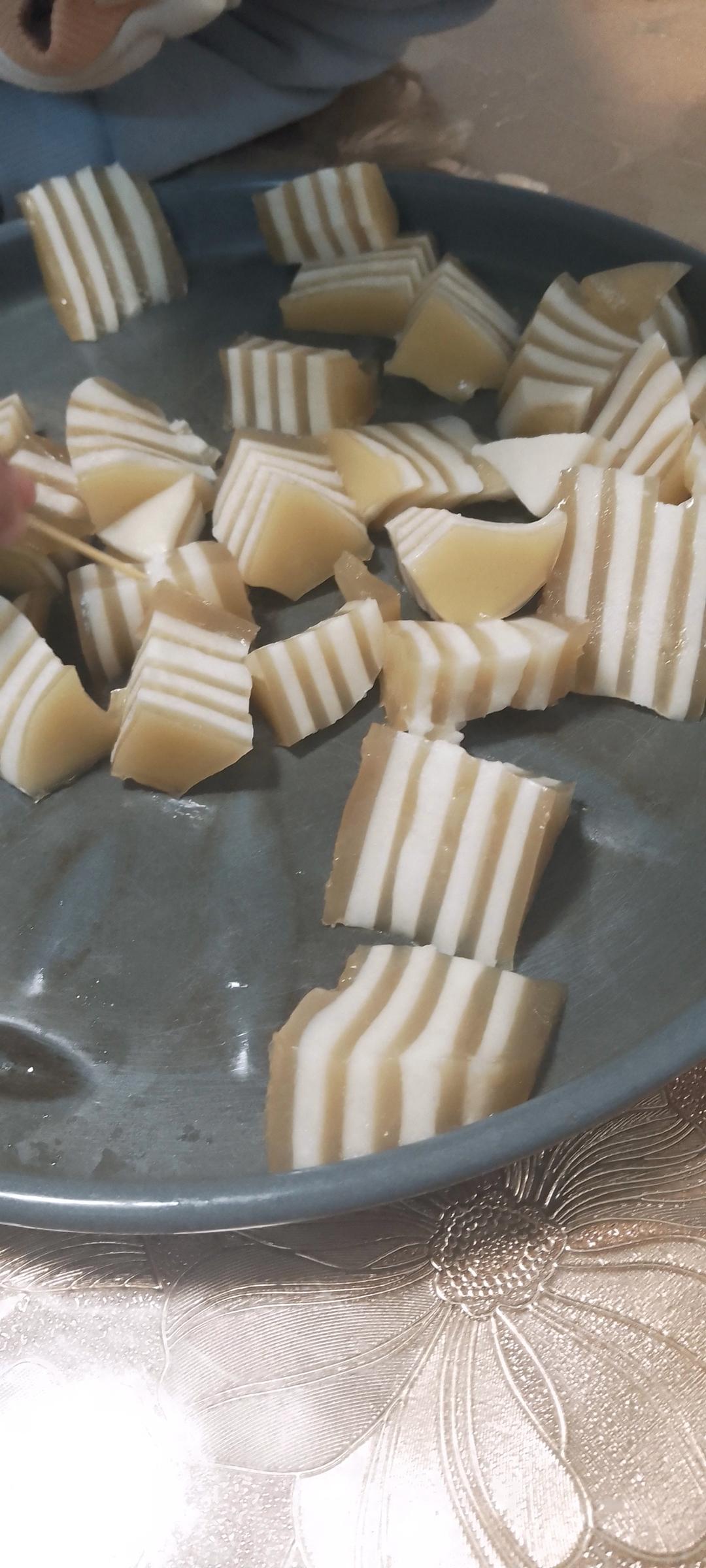 Q弹椰汁千层糕（马蹄糕）