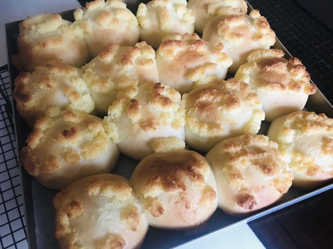 椰蓉牛奶小餐包《一次发酵照样柔软又拉丝》