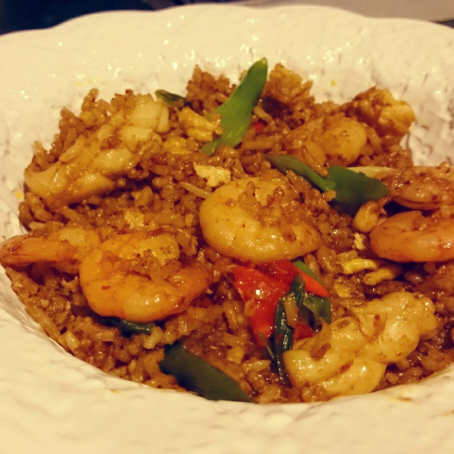 泰式红咖喱海鲜炒饭
