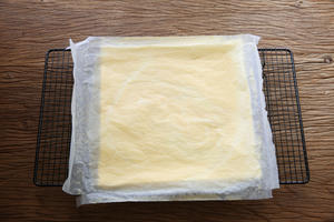 卡仕达奶油蛋糕卷【北鼎烤箱菜谱】的做法 步骤14