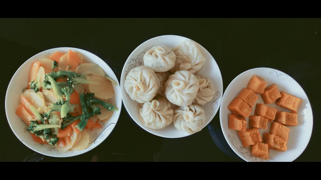 蒜蓉西兰花土豆片
