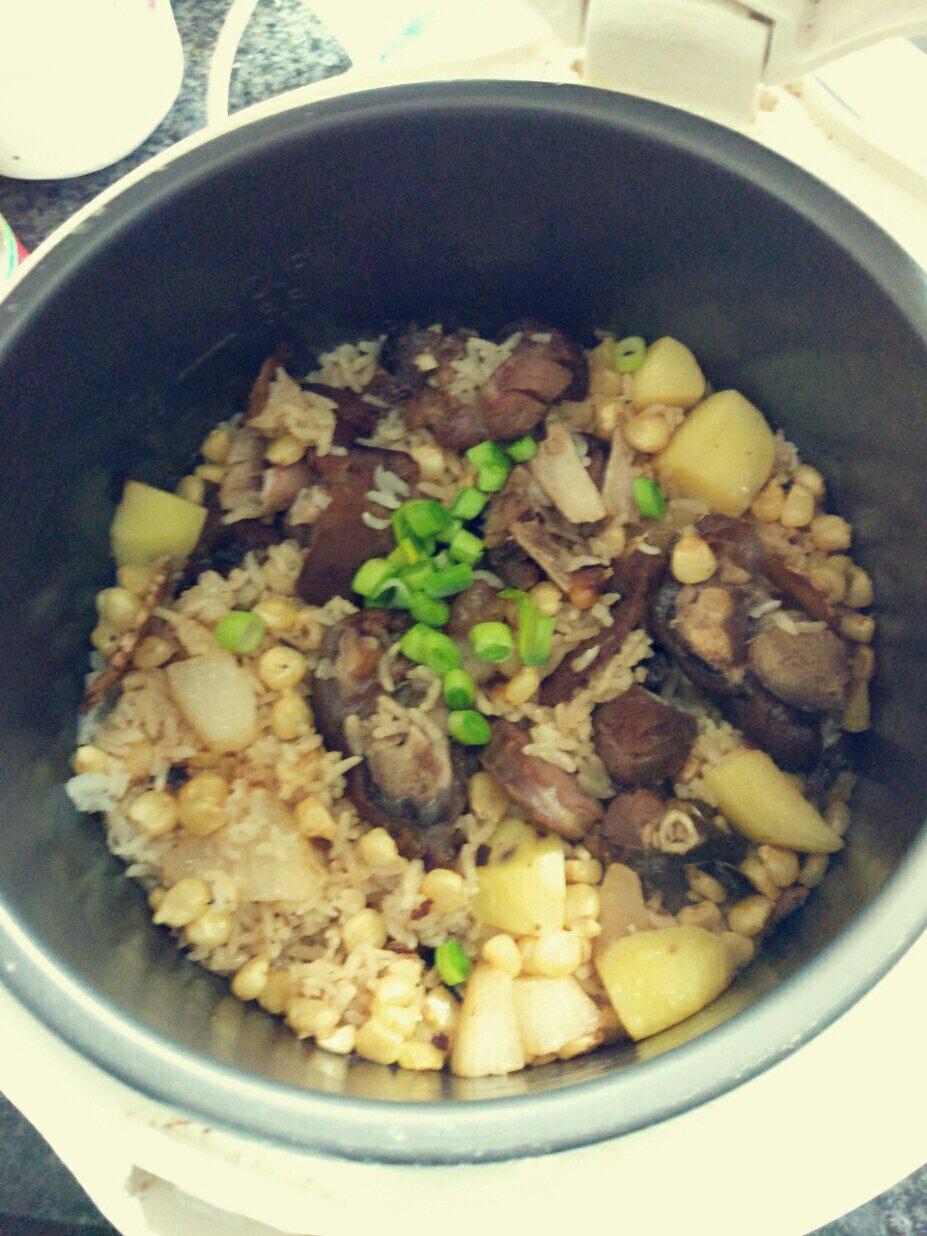 腊排骨焖饭