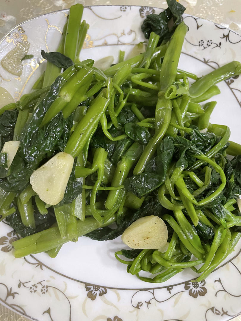 蒜炒空心菜
