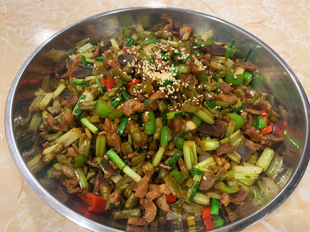 酸豆角炒鸡胗