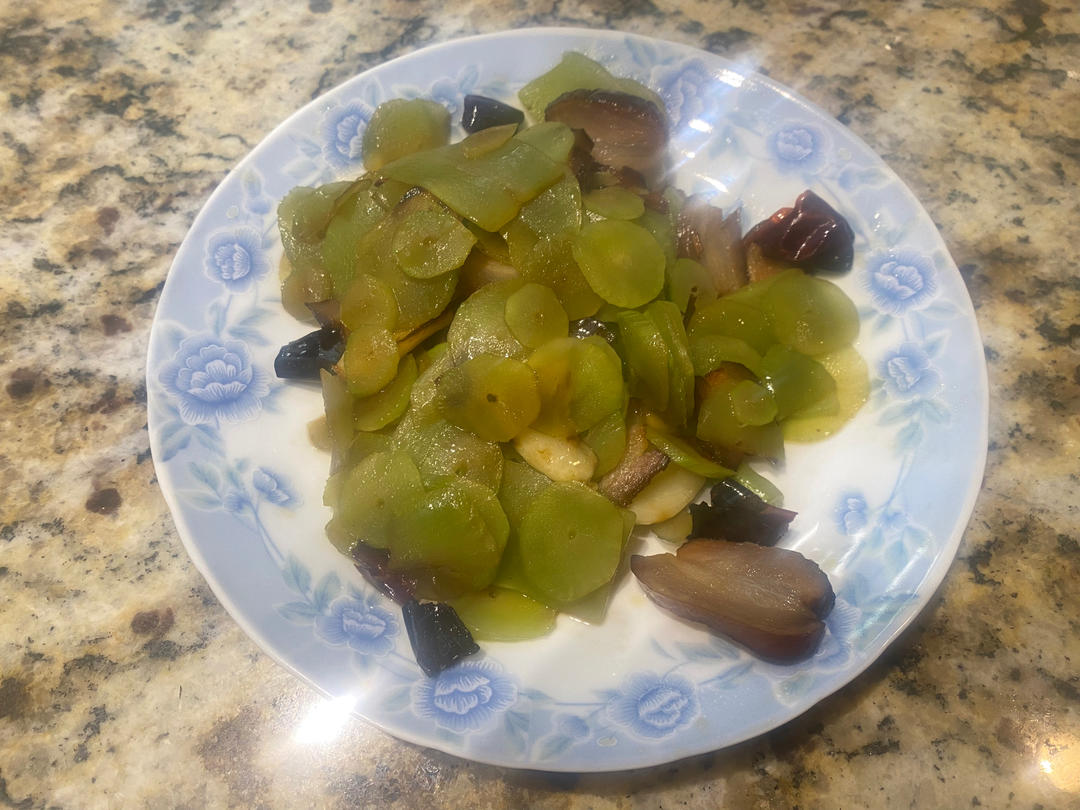 莴笋炒腊肉