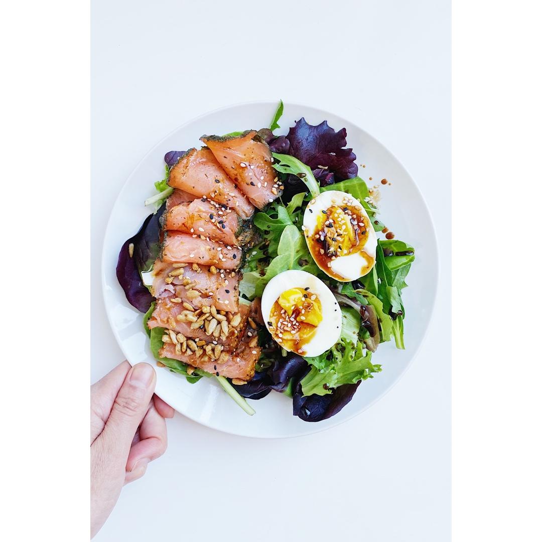 烟熏三文鱼沙拉