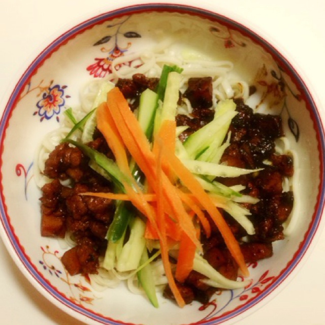 土豆炸酱面