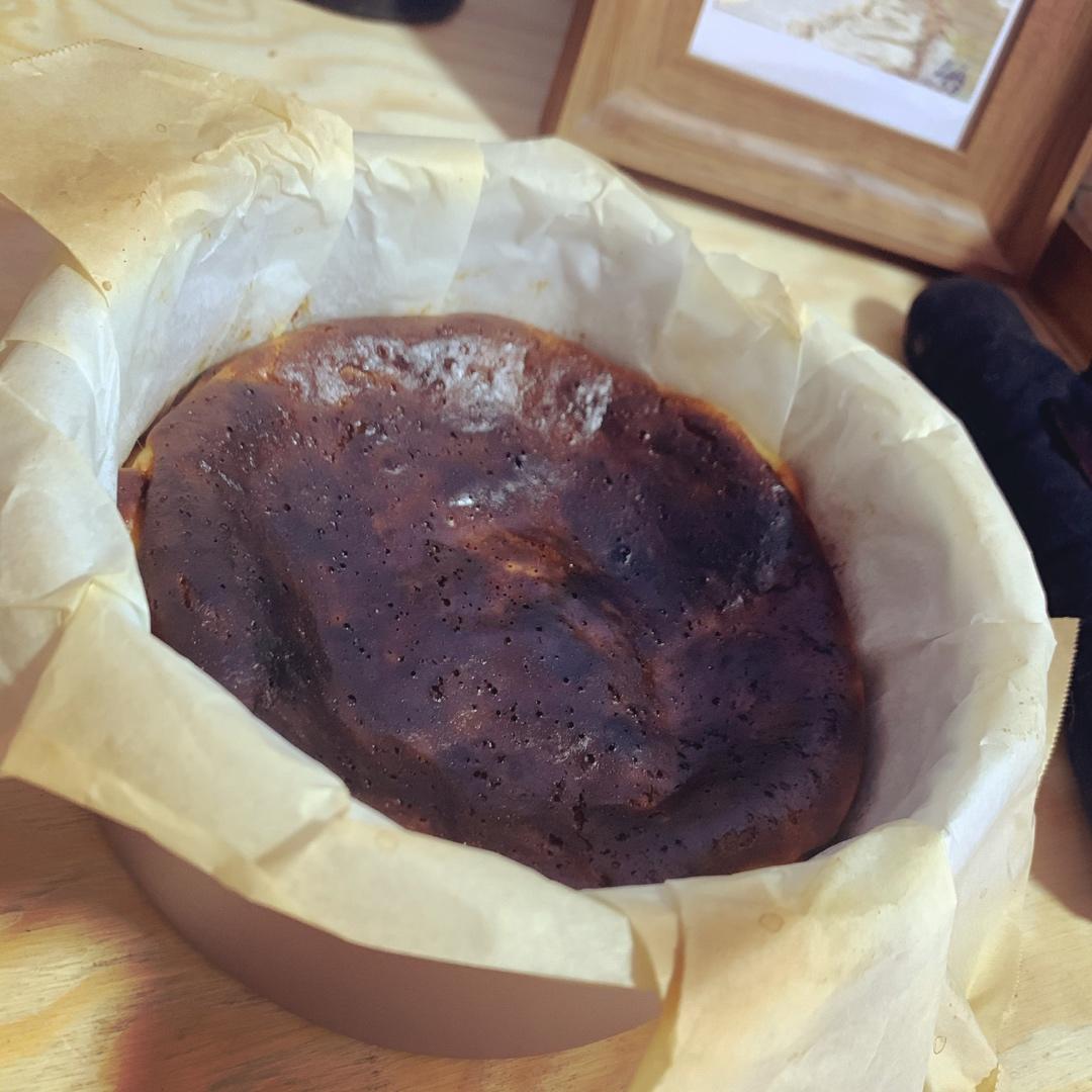 巴斯克芝士蛋糕–from @yuka_cm_cafe