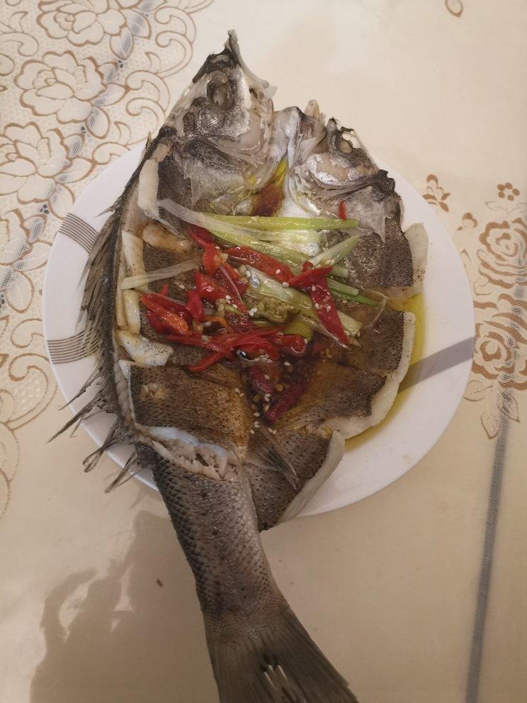 清蒸鲈鱼的简单家常做法