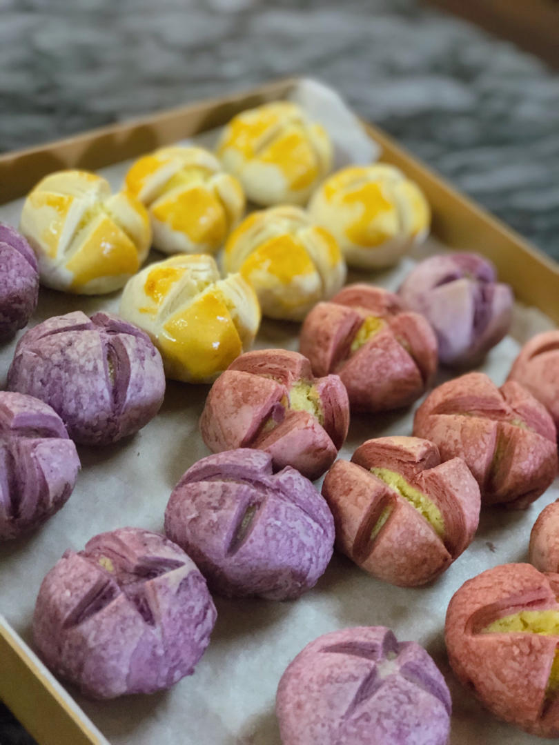 花开富贵之四种口味的椰蓉开口酥