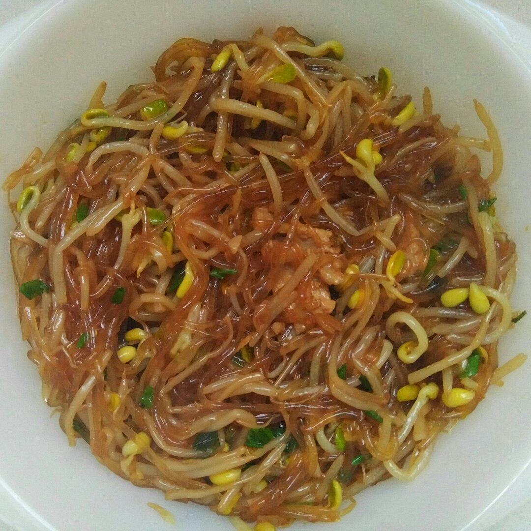 黄豆芽炒粉条