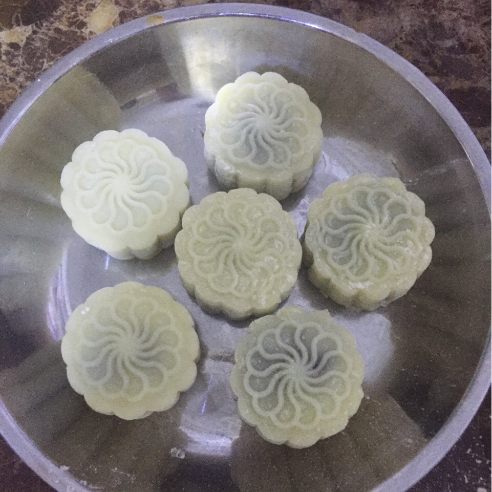 《Tinrry下午茶》冰皮月饼（奶黄馅）