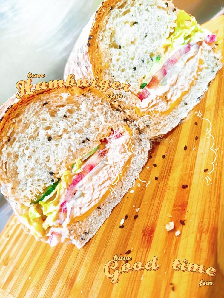 赛百味蜂蜜燕麦金枪鱼三明治