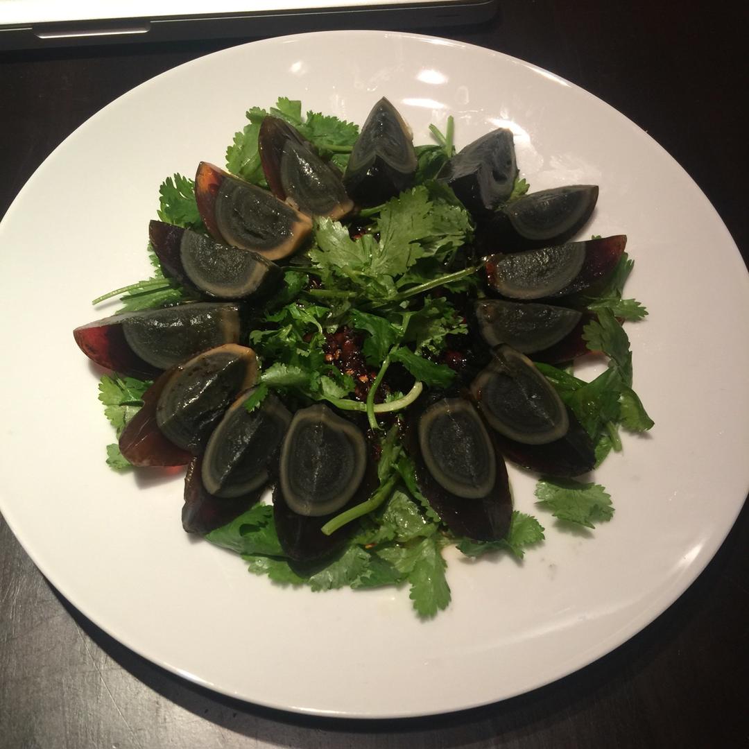 凉拌皮蛋