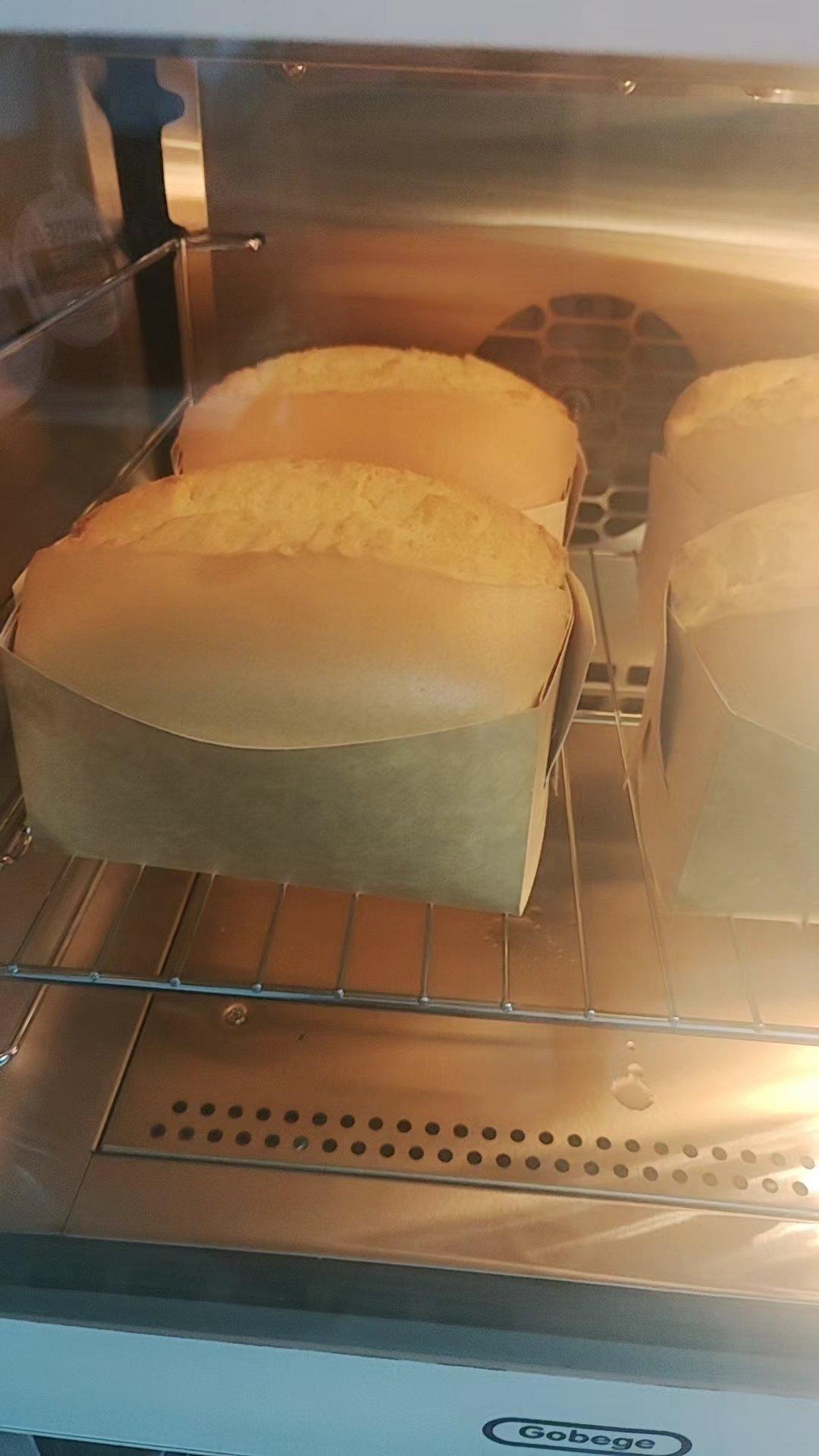 火爆全网的金枕蛋糕