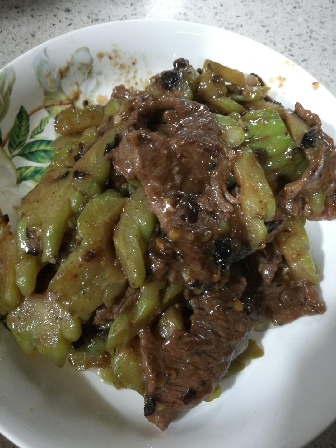 粤式经典凉瓜牛肉
