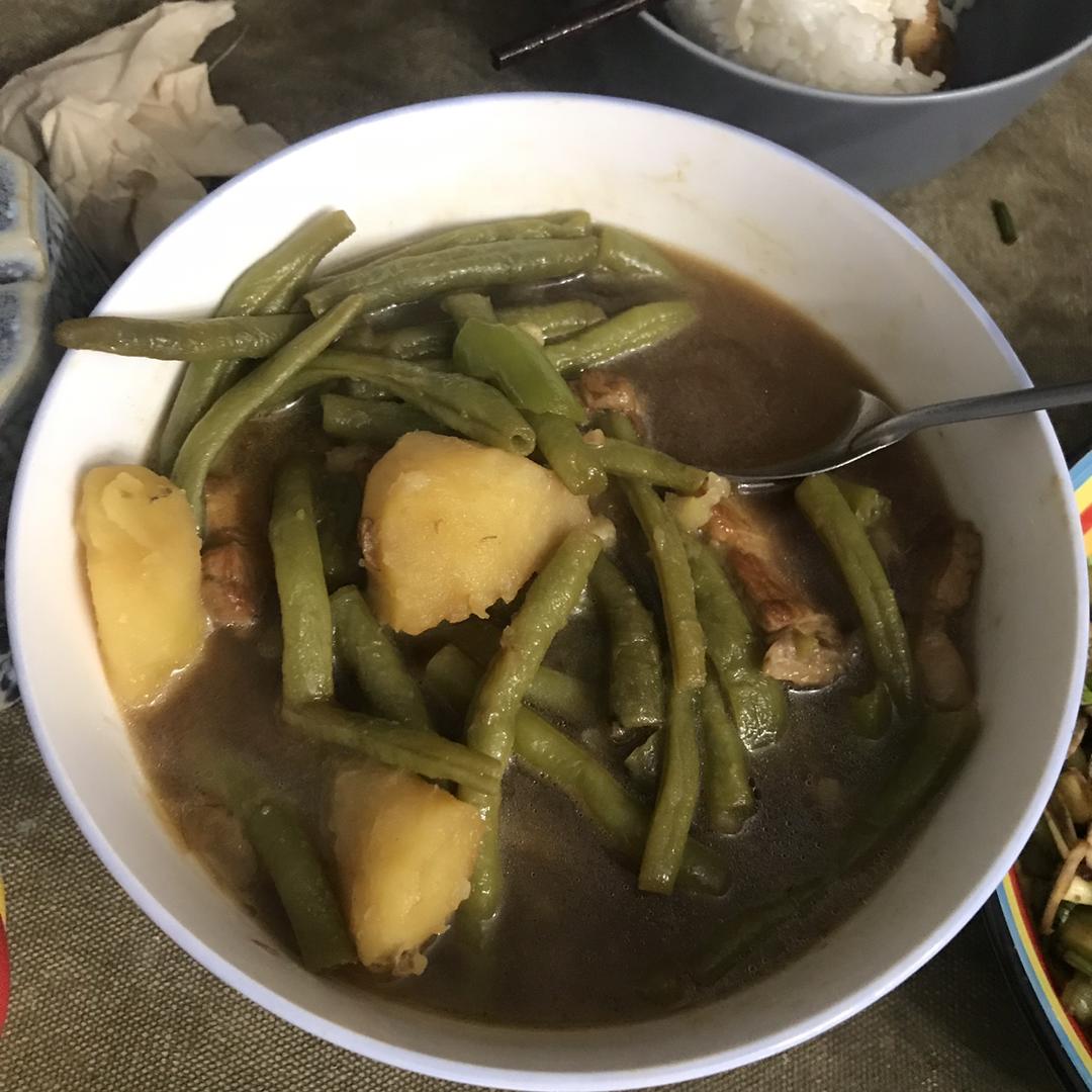 土豆炖豆角