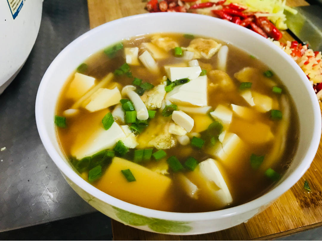 鲜美豆腐汤的简单做法